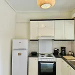 Sophilia Garden Escape Apartment *