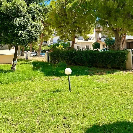 Sophilia Garden Escape Apartman Pátra