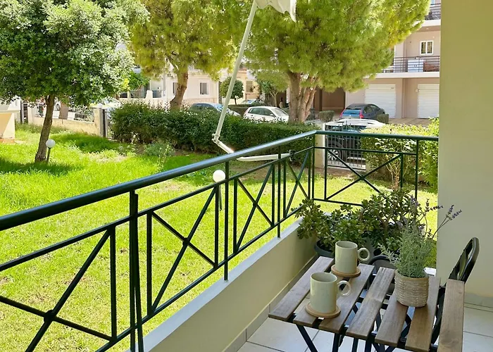 Apartamento Sophilia Garden Escape Patras
