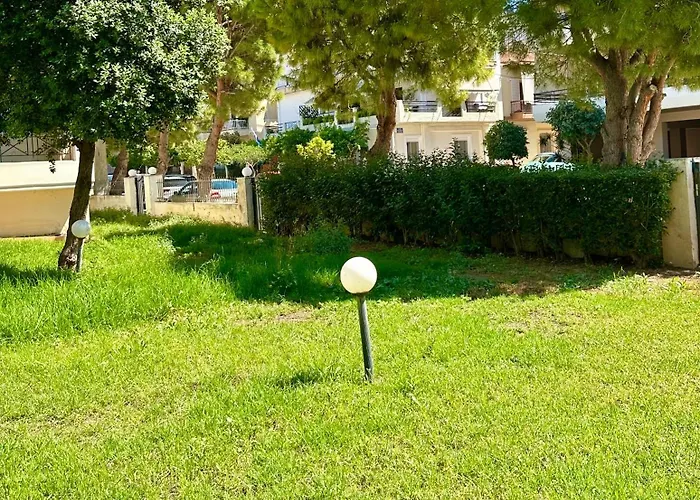 Sophilia Garden Escape Apartamento Patras